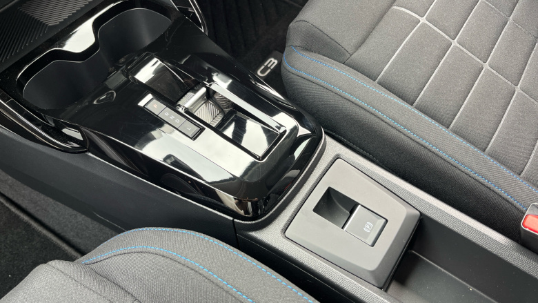 Citroen C3 1.2 Hybrid [110] Plus 5dr e-DCS6 Petrol Hatchback